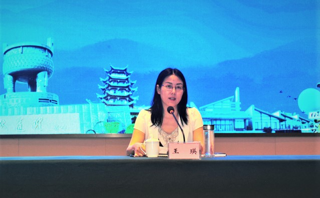 Image title Image title