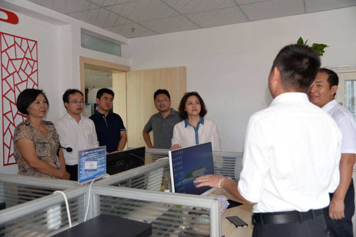 Image title Image title