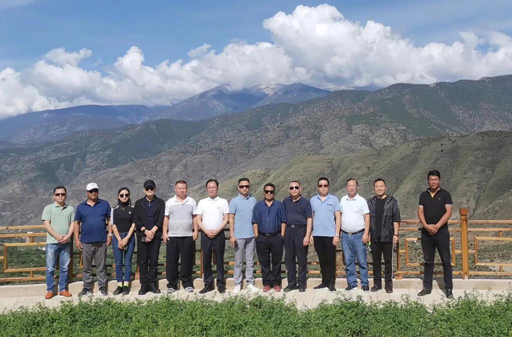 Image title Image title