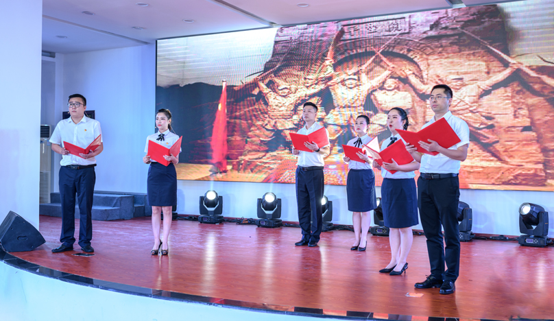 Image title Image title