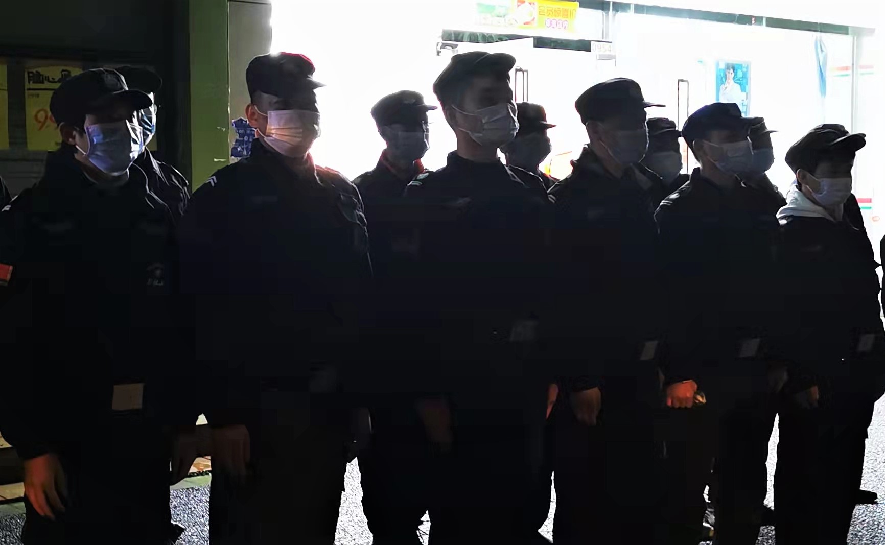 Image title Image title