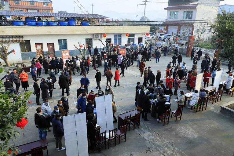 Image title Image title