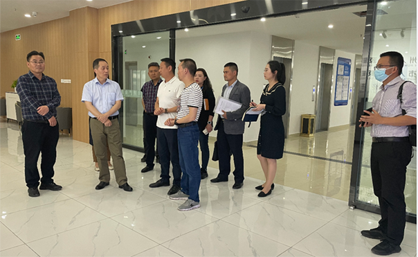 Image title Image title