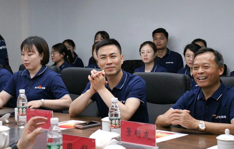 Image title Image title